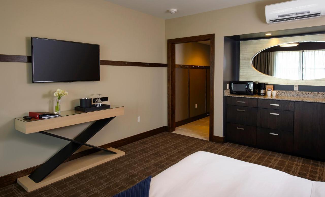 Tetherow Hotel Deschutes River Woods ภายนอก รูปภาพ
