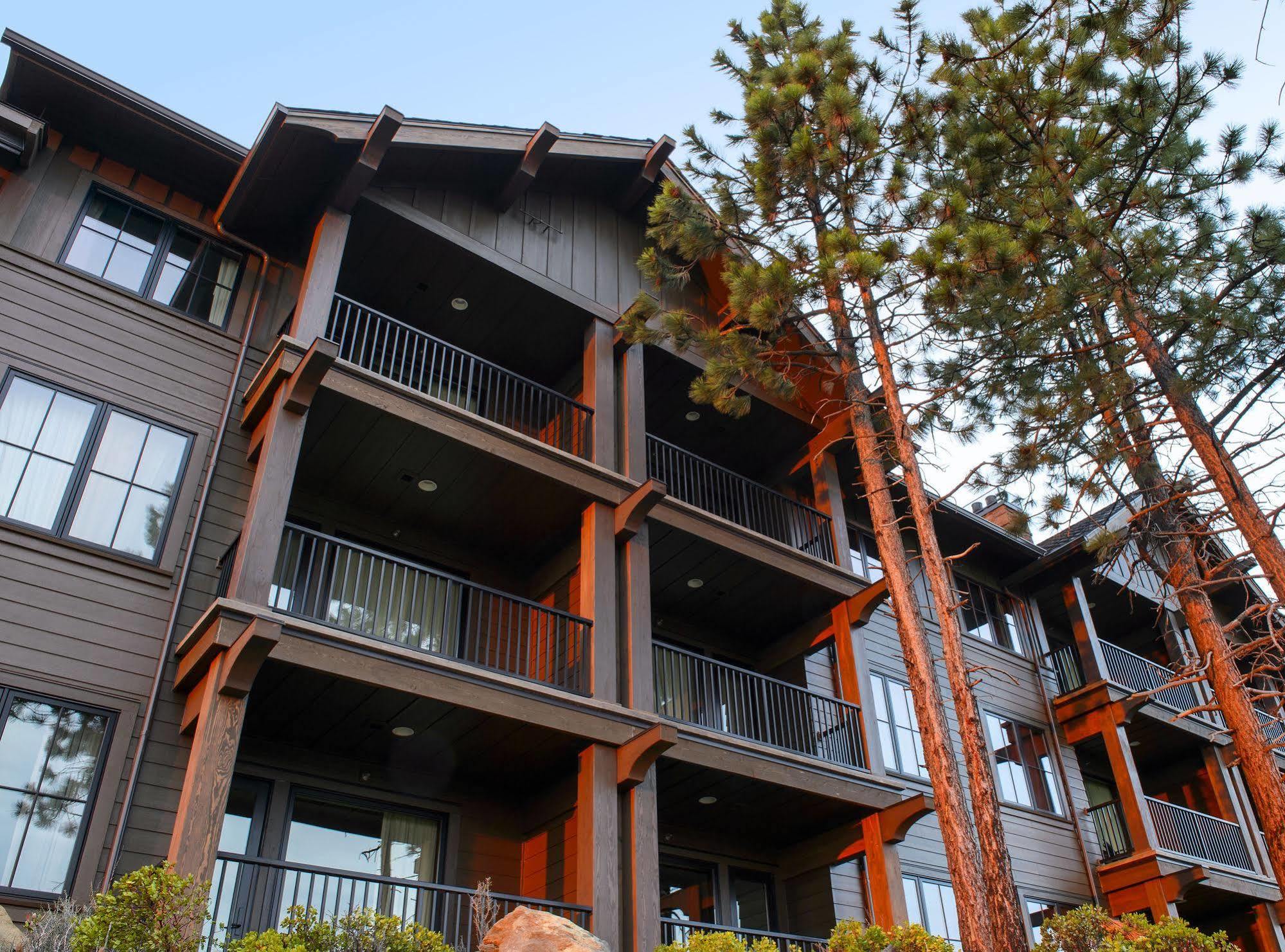 Tetherow Hotel Deschutes River Woods ภายนอก รูปภาพ