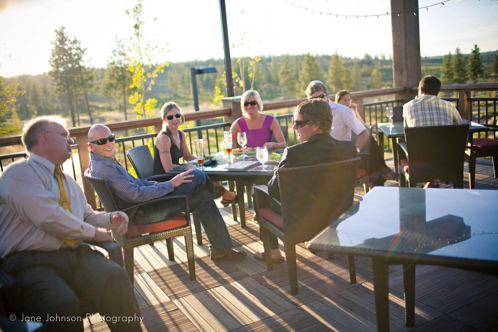 Tetherow Hotel Deschutes River Woods ภายนอก รูปภาพ