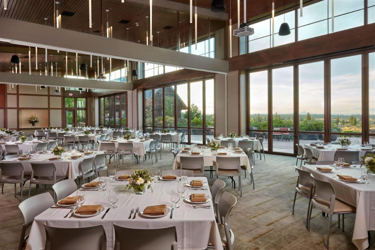 Tetherow Hotel Deschutes River Woods ภายนอก รูปภาพ