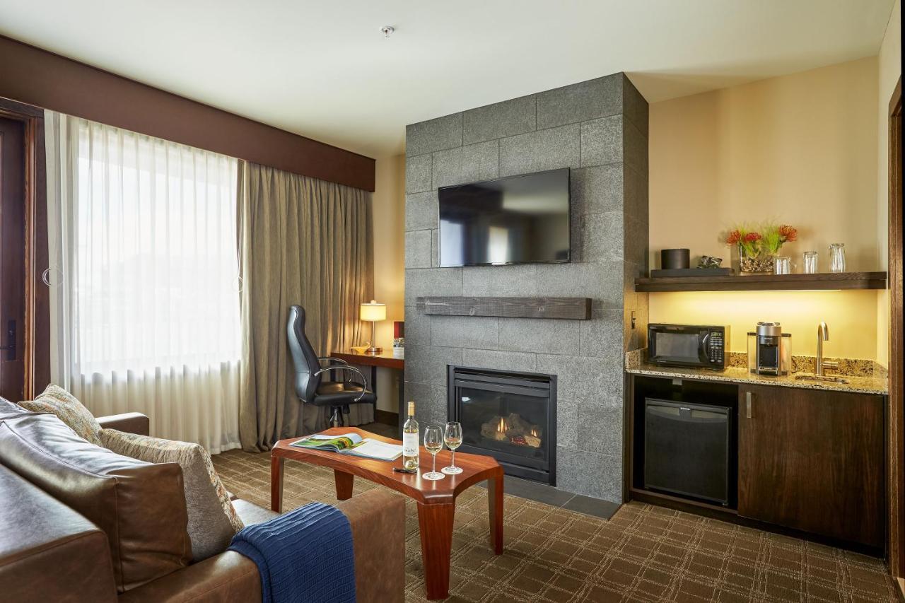 Tetherow Hotel Deschutes River Woods ภายนอก รูปภาพ